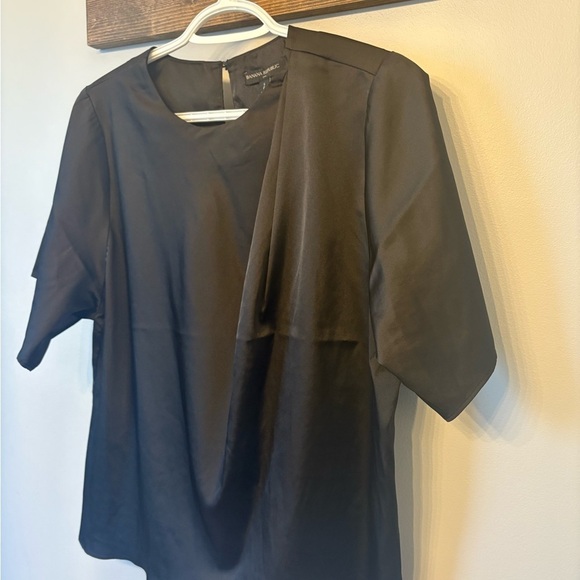 Banana Republic Black Satin feel T-shirt size Small - Picture 4 of 9